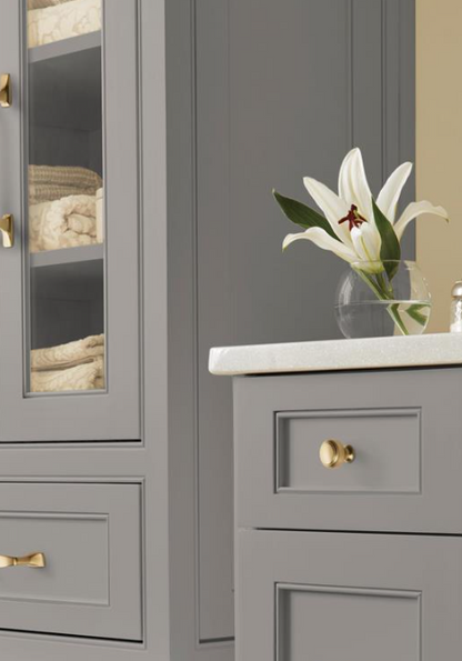 Amerock - HIGHLAND RIDGE Cabinet Knob - 1-3/16 in diameter - Golden Champagne