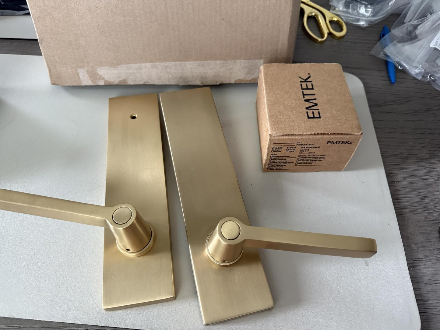 EMTEK 5352HLOUS4 Rectangular Single Point Dummy Set Helios Lever-Satin Brass