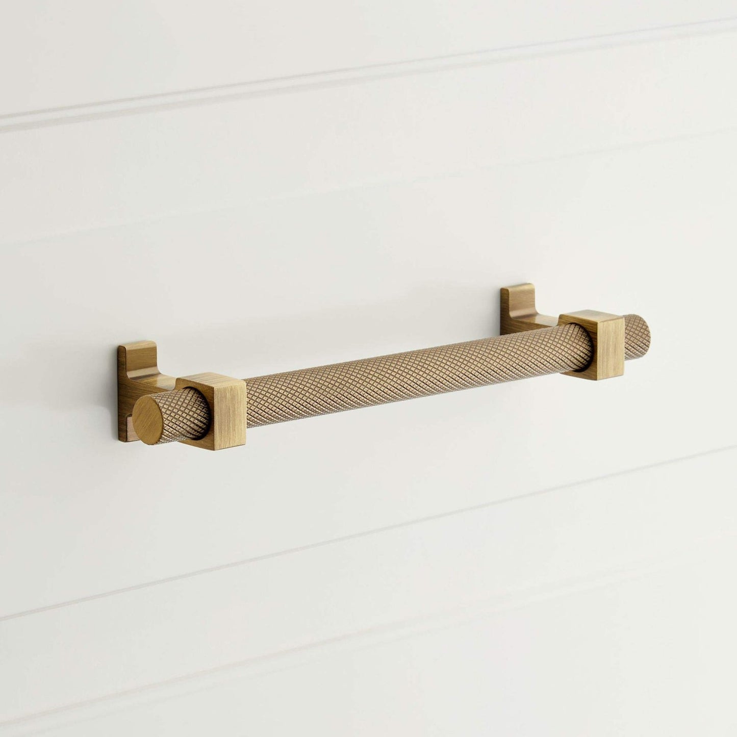 Signature Hardware SH553024ABM Andrex 3-3/4" C2C Bar Pull Antique Brass